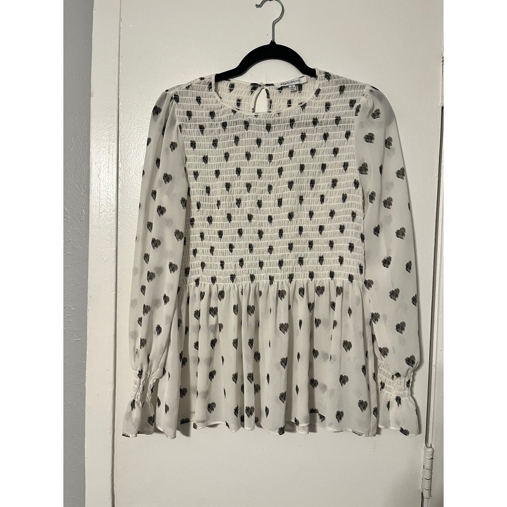 Rose + Olive Womens Smockedโ Peplum Blouse White Black Heart Print Long Sleeve M